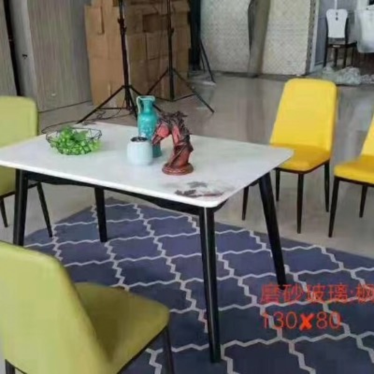 餐桌1桌➕4把椅子家具